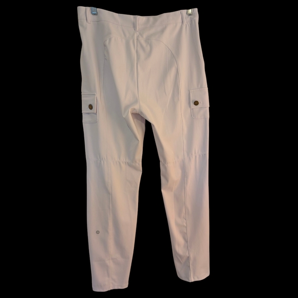 Current Product On Website!!!NWT Women's Halara White Cargo Pants - Picture 5 of 9